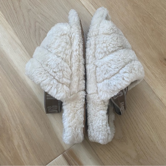 UGG FLUFF YEAH PLATFORM SLIPPERS - Picture 6 of 9